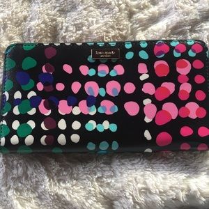 ♠️♠️New Kate Spade Wallet ♠️♠️